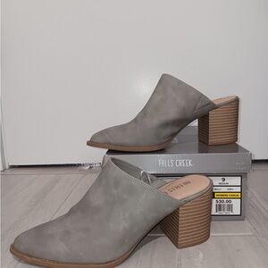 Falls Creek Women's Taupe Mules